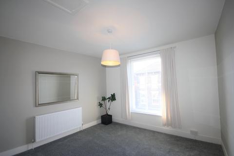 2 bedroom apartment to rent, Union Road, Deal, CT14