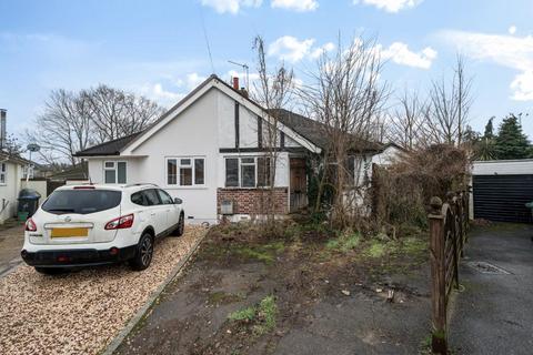 35 Bramley Close, Chertsey, KT16 8HJ