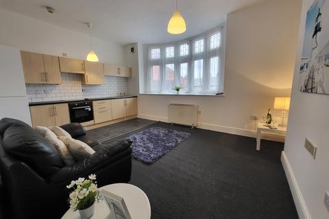 3 bedroom flat to rent - Parkside, Lloyd St South, Manchester. M14 7HT