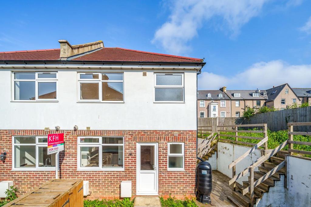 St. Dunstans Road, South Norwood 3 bed semidetached house for sale £