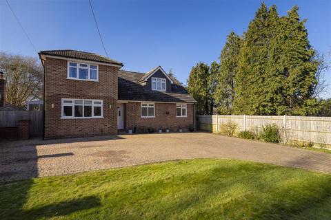 5 bedroom detached house for sale, Tunbury Avenue, Walderslade