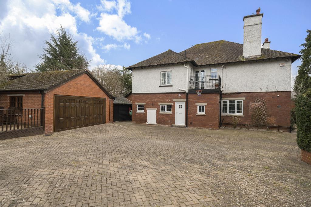 Parking and double garage