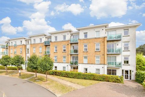 2 bedroom apartment for sale, Highbury Drive, Leatherhead, Surrey