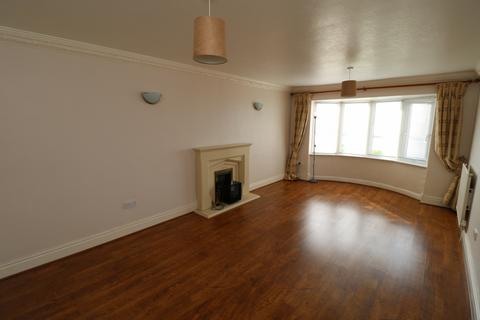 2 bedroom flat to rent, Seawell Avenue, LA3
