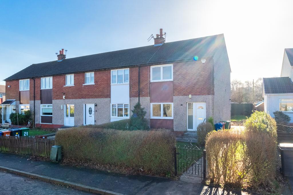 23 Blackthorn Avenue, Lenzie, G66 4DE 2 bed end of terrace house £165,000