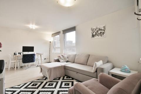 1 bedroom flat to rent, Colet Gardens, St Paul's Court, Hammersmith, W14