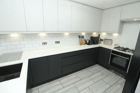 4 bedroom townhouse for sale - Hopton Grove, Newport Pagnell