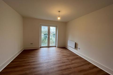 undefined, Gardd Helyg, Brackla, Bridgend