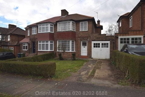 70 Coledale Drive, Stanmore, HA7 2QF