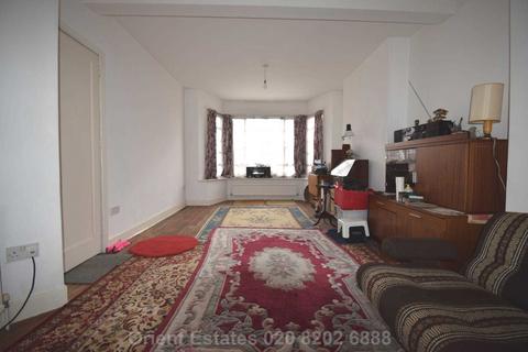 70 Coledale Drive, Stanmore, HA7 2QF