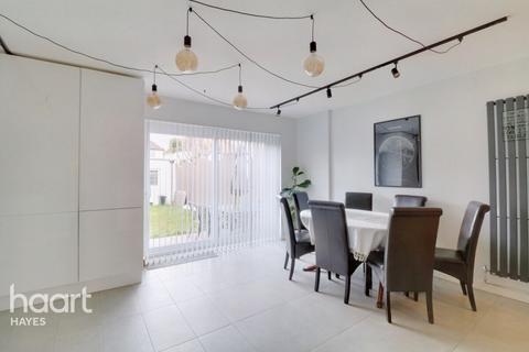 104 Bishops Road, Hayes, UB3 2TF