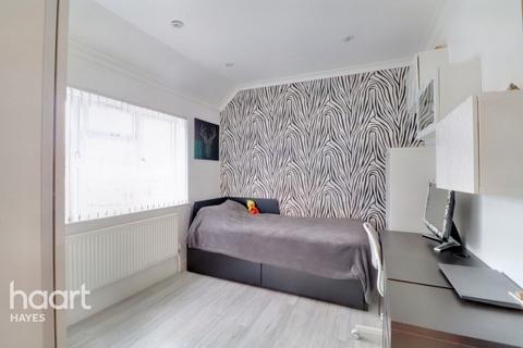 104 Bishops Road, Hayes, UB3 2TF