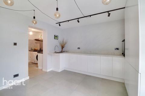 104 Bishops Road, Hayes, UB3 2TF