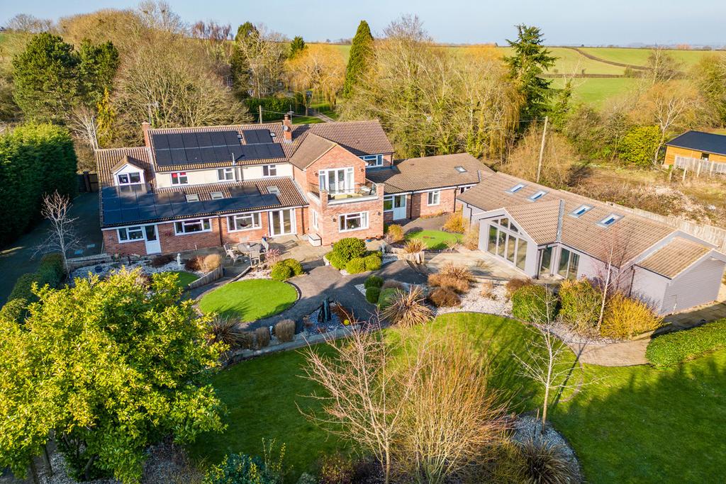Old Turnpike Road, Crowle, Worcestershire WR7 4AG 7 bed detached house for sale £1,200,000