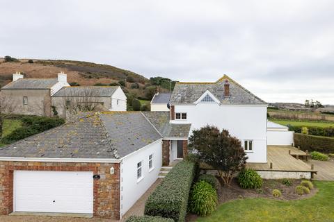 4 bedroom end of terrace house to rent, La Rue Du Val De La Mare Du Sud, St. Peter, Jersey