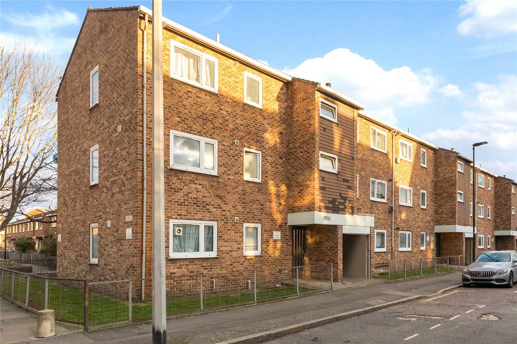 Clifton Road, London 1 bed flat - £275,000