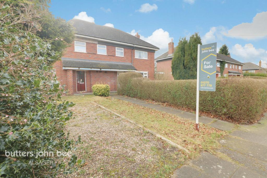 Moorhouse Avenue, Alsager 4 bed terraced house £130,000