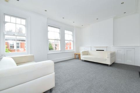 2 bedroom flat to rent, Kingswood Road, London, SW2 4JW