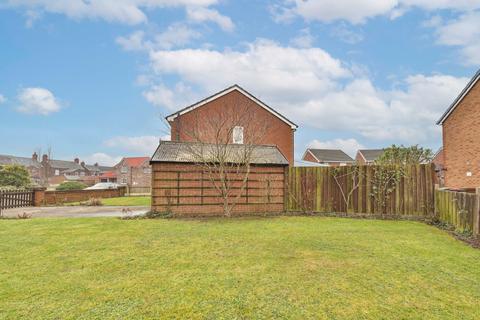 3 bedroom detached house for sale, Westburn Avenue, New Holland, Lincolnshire, DN19 7SA