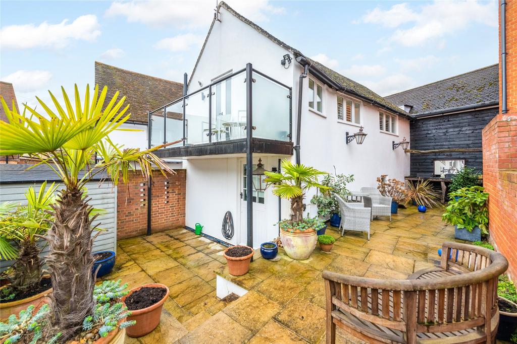 Tilehouse Street, Hitchin, Hertfordshire, SG5 4 bed link detached house