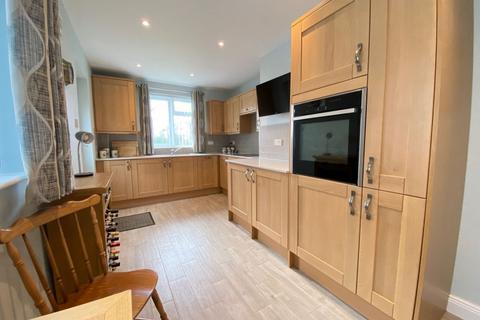 20 Blisworth Road, Roade, Northampton, NN7 2ND