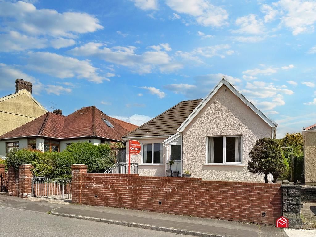 Main Road, Bryncoch, Neath, Neath Port Talbot. SA10 7TL 2 bed detached