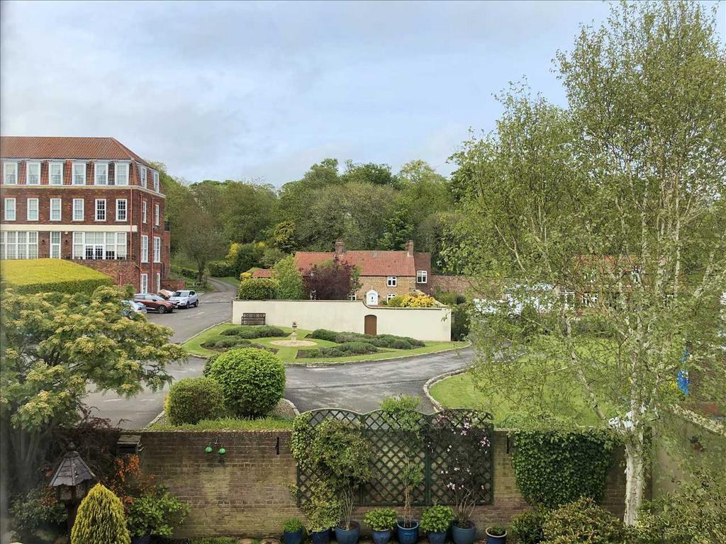 'views to The Hall