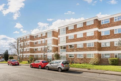 27 Langham Gardens, London, W13 8PY