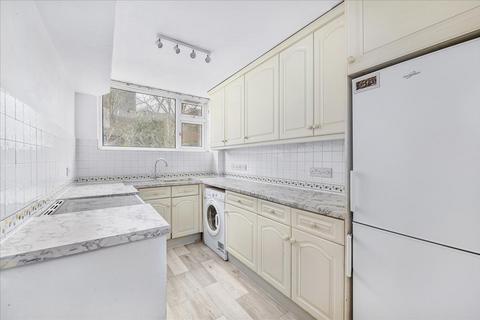 27 Langham Gardens, London, W13 8PY