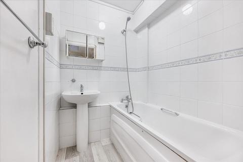 27 Langham Gardens, London, W13 8PY