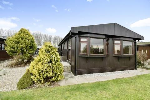 2 bedroom park home for sale, Torksey, Lincolnshire, LN1