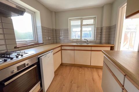 3 bedroom semi-detached house to rent, Astra Drive, Gravesend, Kent, DA12 4PZ