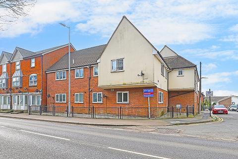 2 bedroom flat for sale, Bansons Way, Ongar, CM5