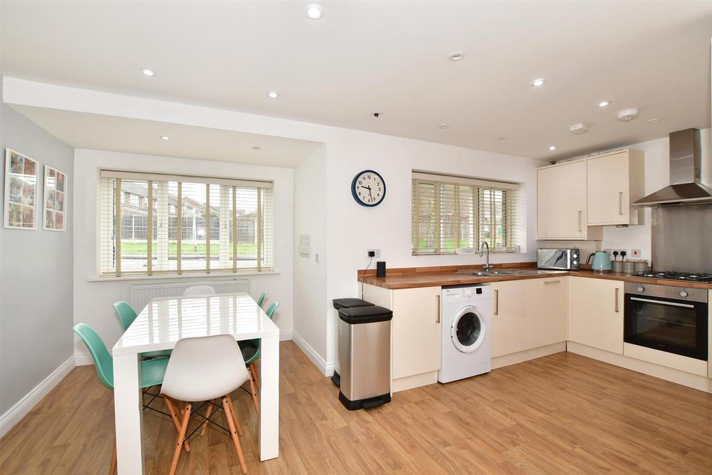 Kitchen/Family Room