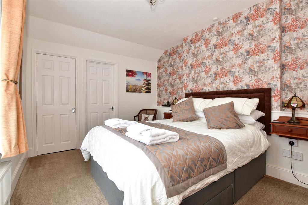 Room 4