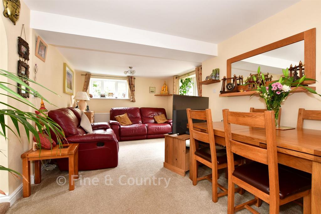 Owners Lounge/ Dining Room