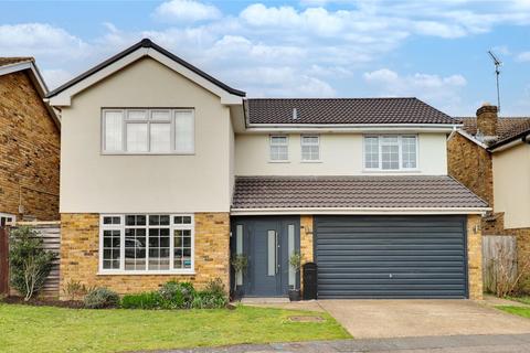 4 bedroom detached house for sale, St. Andrews Place, Shenfield, CM15