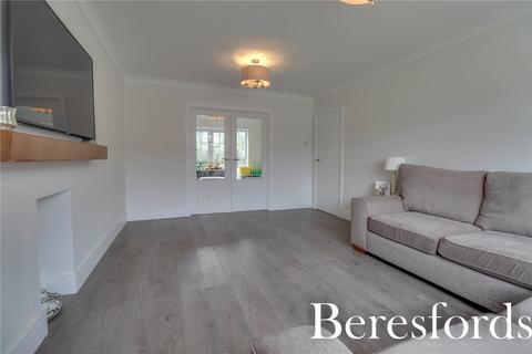 4 bedroom detached house for sale, St. Andrews Place, Shenfield, CM15