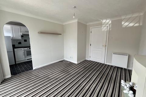 2 bedroom flat to rent, Oxford Street, Tynemouth, Newcastle upon Tyne, NE30