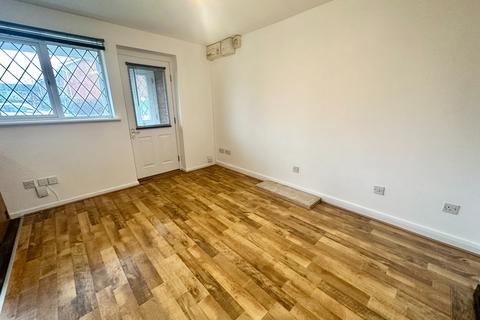 79 Exeter Drive, Tamworth, B79 7YQ
