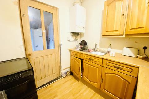 2 bedroom ground floor flat for sale - Winchester Road, London E4