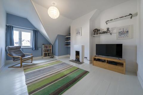 32 Queens Road, Beckenham, BR3 4JW