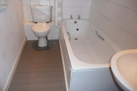 2 bedroom terraced house to rent, Holebay Close, Plymouth PL9