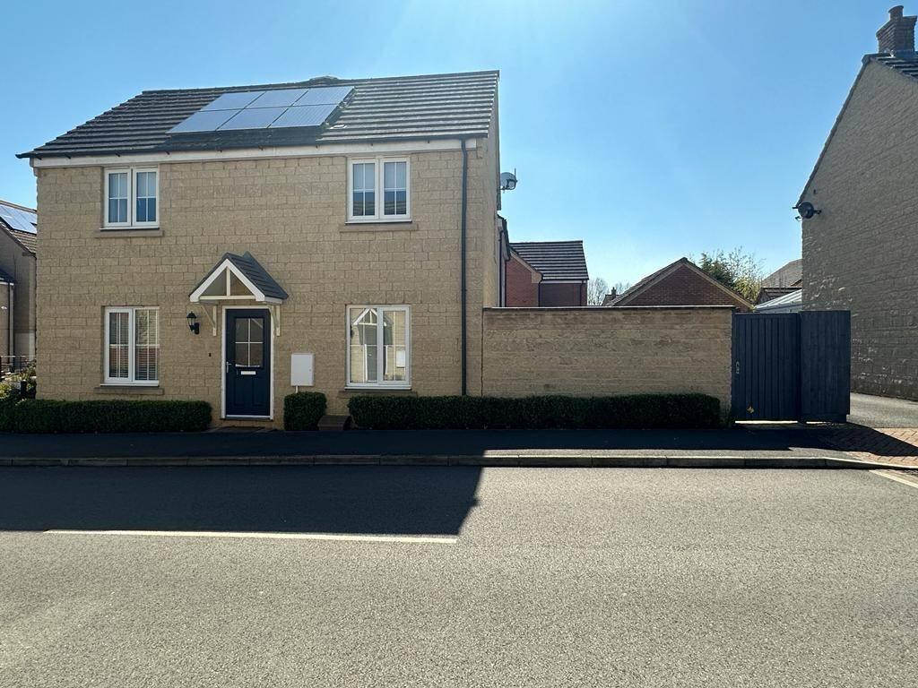 Racecourse Road, Barleythorpe 3 bed semidetached house for sale £275,000