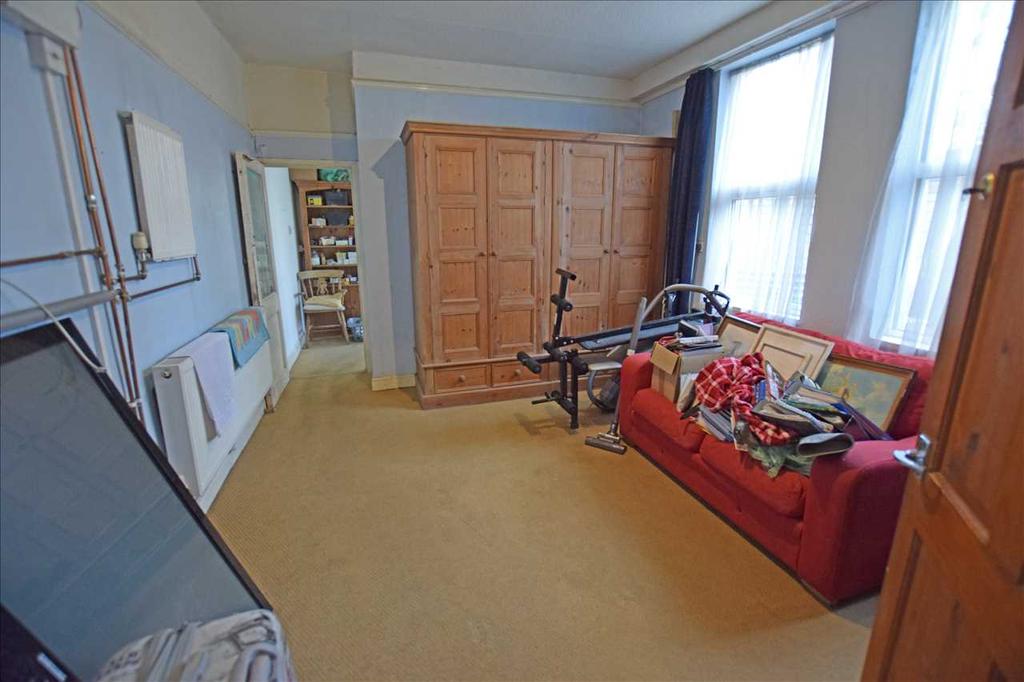 Living room/office