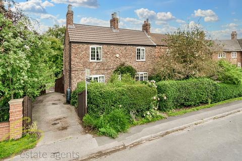 4 bedroom property for sale, Main Street, Skipwith, Selby, North Yorkshire, YO8 5SQ