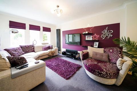 36 Cottonfields, Bolton, BL7 9DQ
