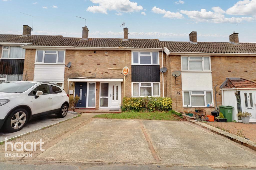Rantree Fold, Basildon 2 bed terraced house for sale £310,000