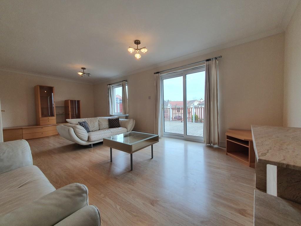 Grandholm Crescent, Bridge Of Don, Aberdeen 4 bed townhouse £1,300