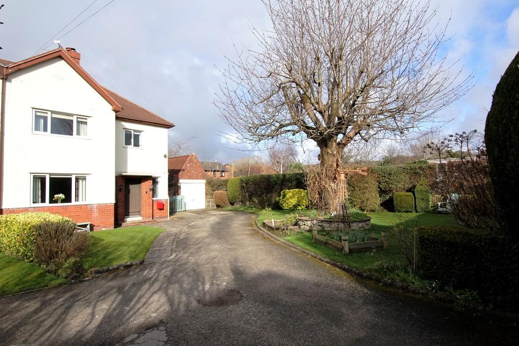 Mold Road, Buckley, Flintshire, CH7 3 bed semidetached house for sale